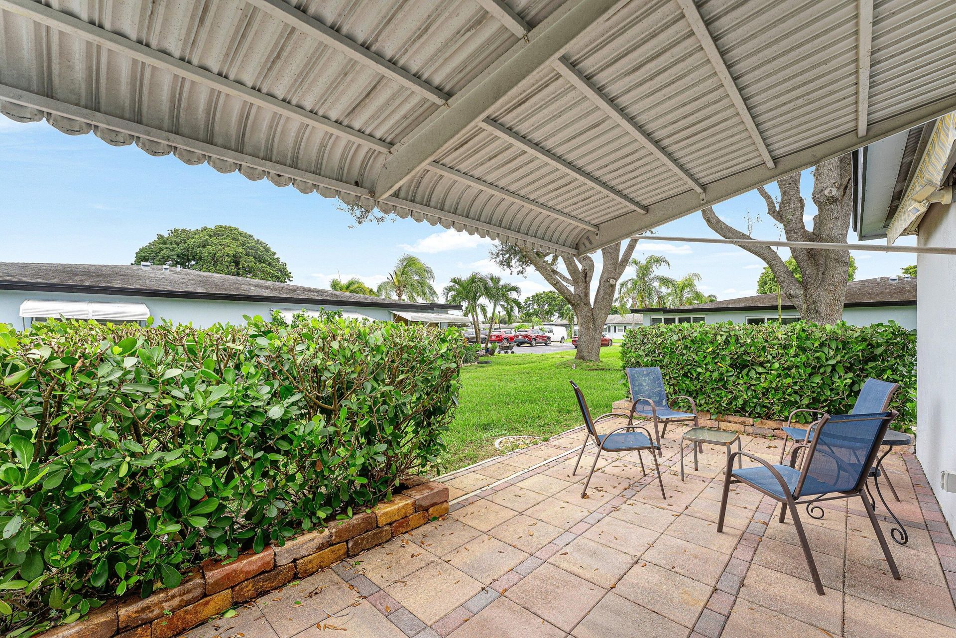 572 High Point Drive, Unit D, Delray Beach, FL 33445 Photo