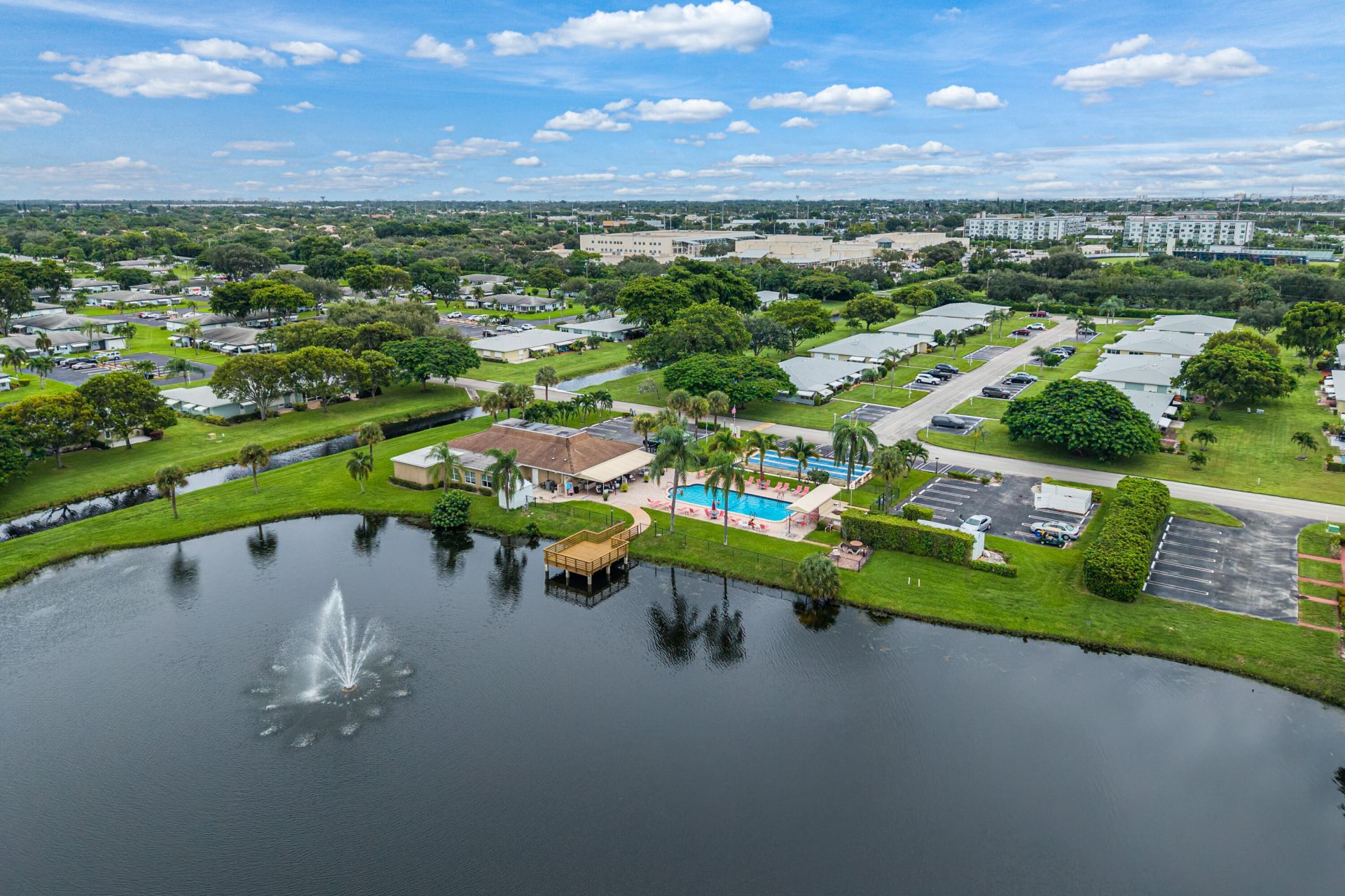 572 High Point Drive, Unit D, Delray Beach, FL 33445 Photo