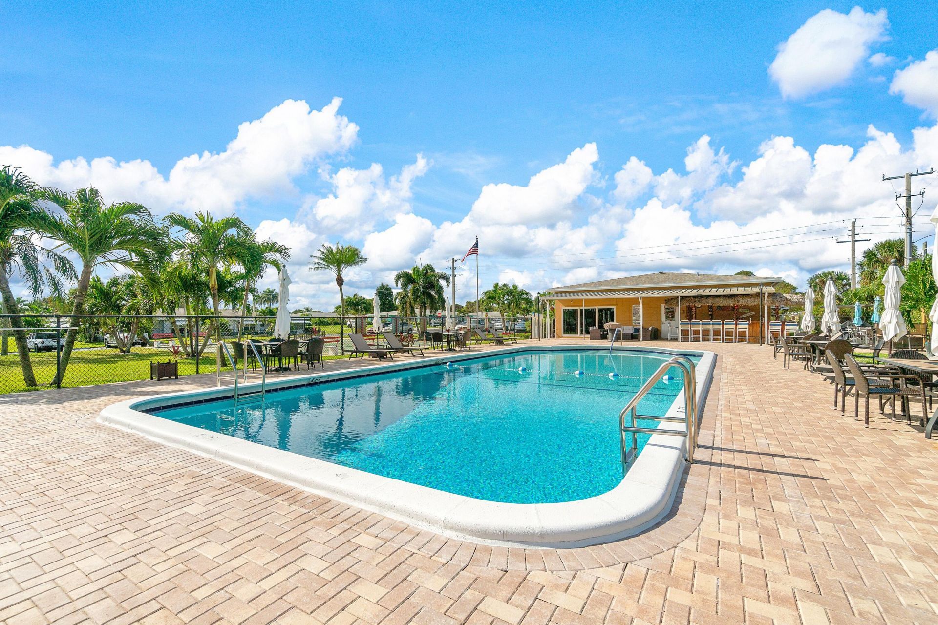 572 High Point Drive, Unit D, Delray Beach, FL 33445 Photo