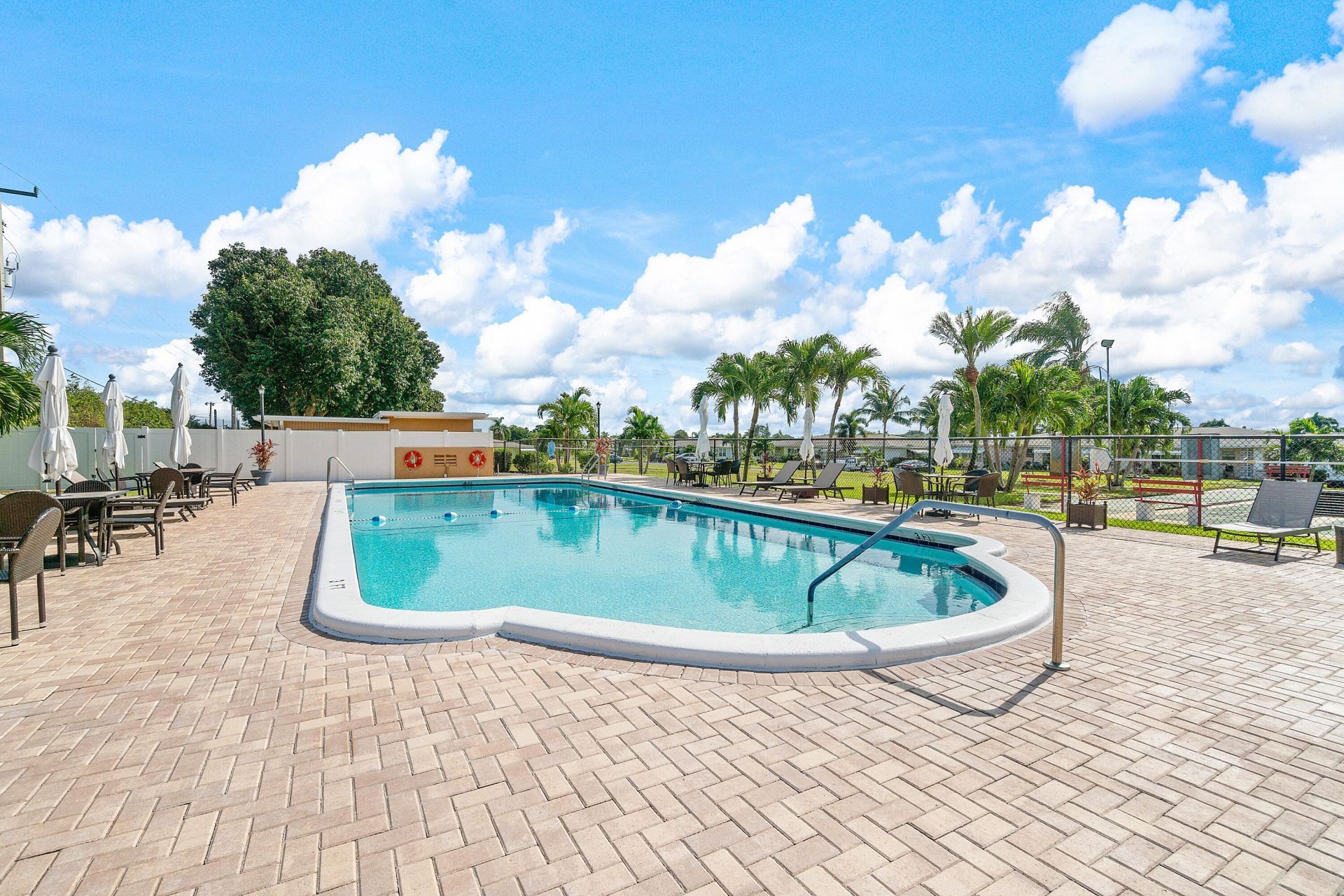 572 High Point Drive, Unit D, Delray Beach, FL 33445 Photo