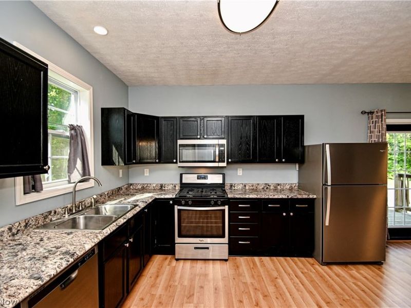1401 19th Street NE, Canton, OH 44714 Photo 8