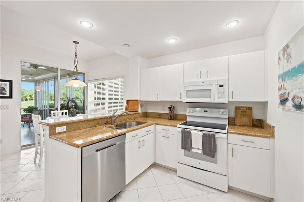 8291 Grand Palm Dr, Unit 4, Estero, FL 33967 Photo
