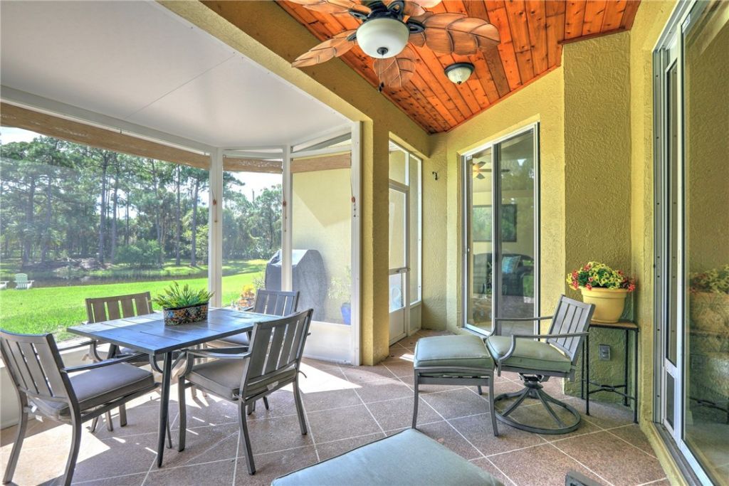 4572 Hunters Run Circle, Grant Valkaria, FL 32949 Photo
