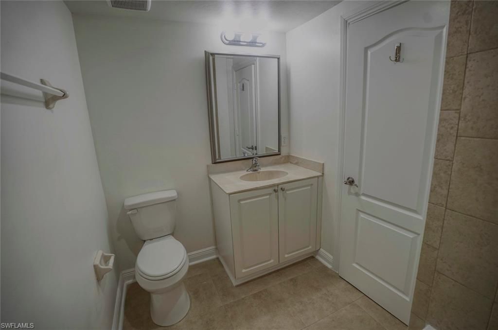 4110 Castilla Cir, Unit 205, Fort Myers, FL 33916 Photo