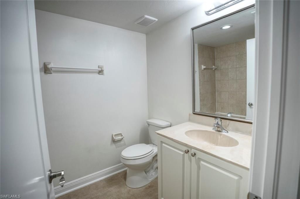 4110 Castilla Cir, Unit 205, Fort Myers, FL 33916 Photo