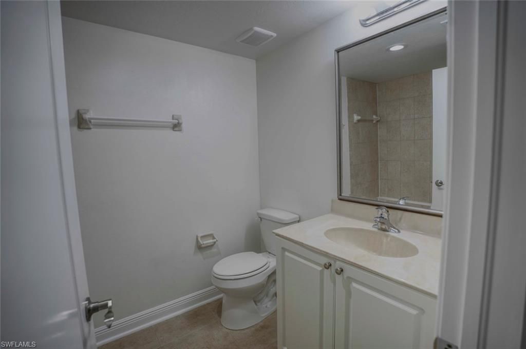 4110 Castilla Cir, Unit 205, Fort Myers, FL 33916 Photo