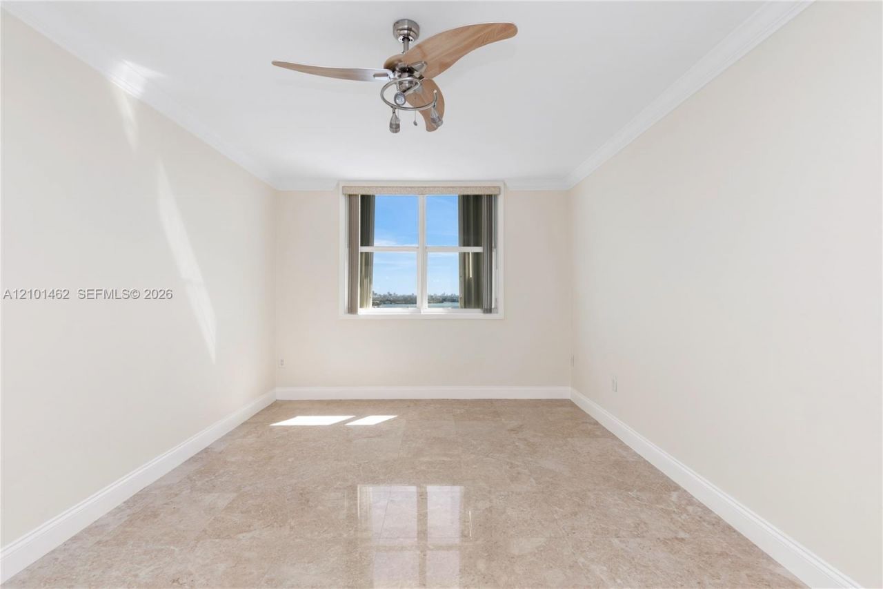 500 Bayview Dr , Unit PH20, Sunny Isles Beach, FL 33160 Photo