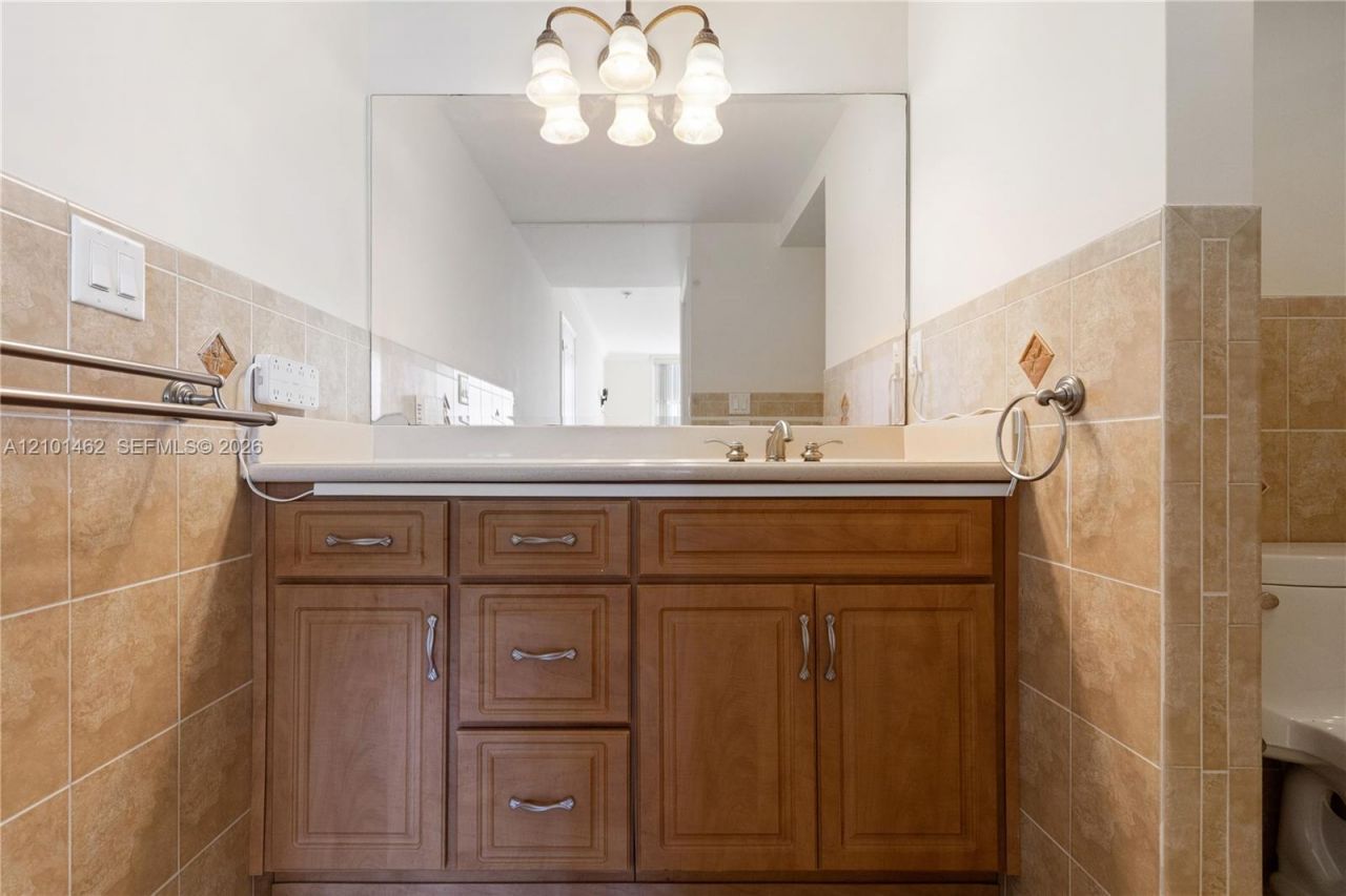 500 Bayview Dr , Unit PH20, Sunny Isles Beach, FL 33160 Photo