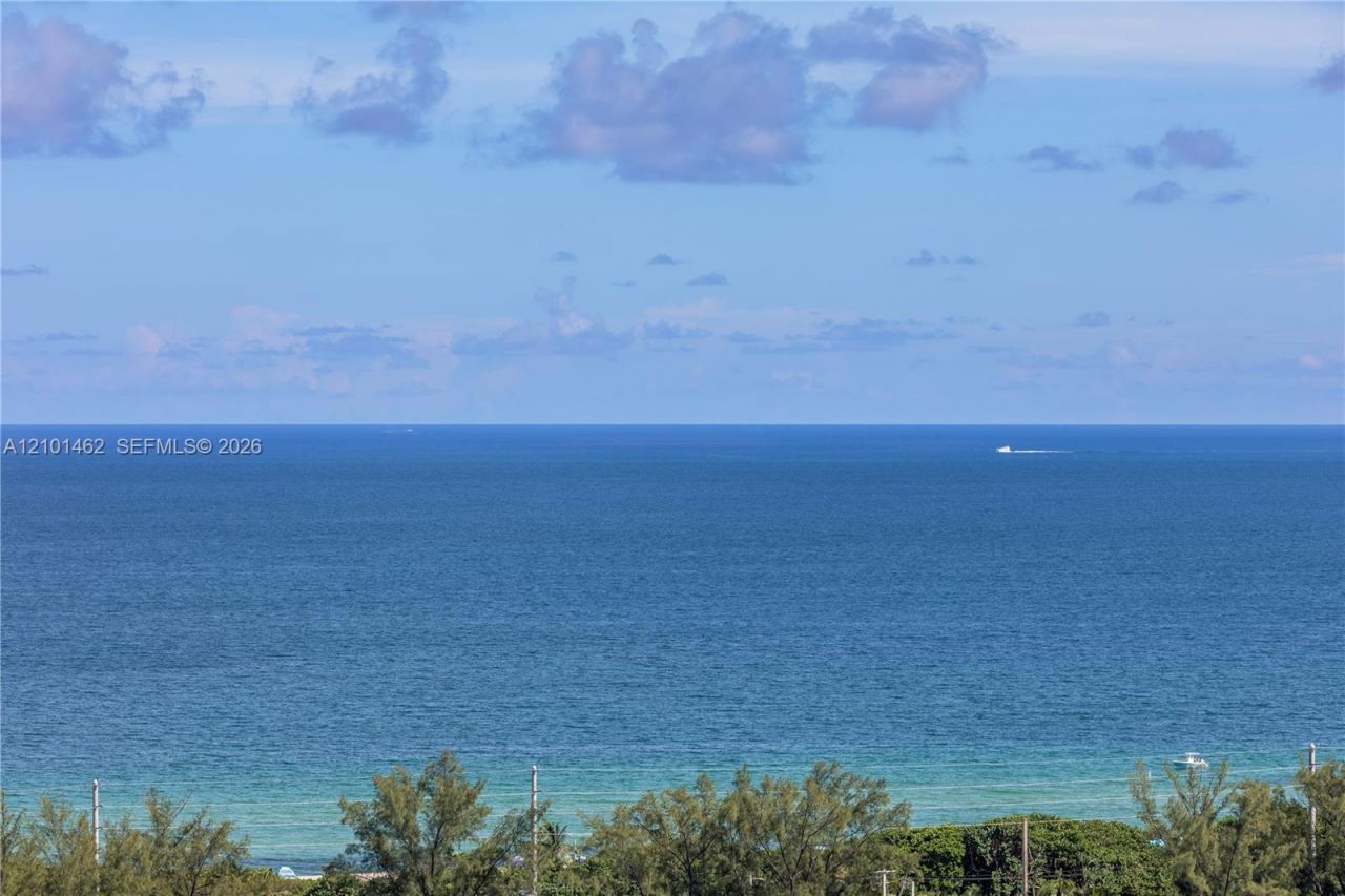 500 Bayview Dr , Unit PH20, Sunny Isles Beach, FL 33160 Photo