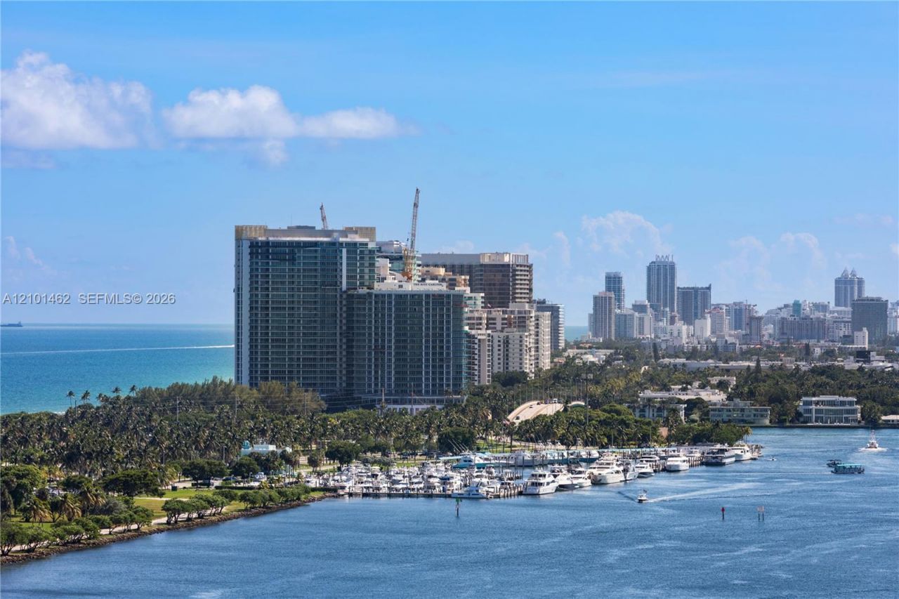 500 Bayview Dr , Unit PH20, Sunny Isles Beach, FL 33160 Photo