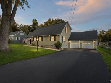 46 Beechwood Road, New Hartford, NY 13413