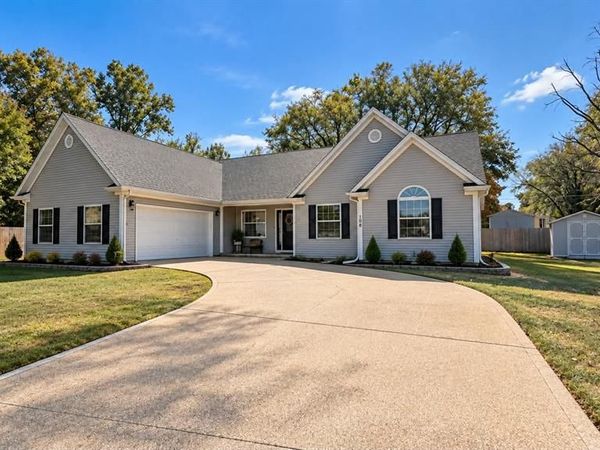 108 Bailey Renee Court, Waynesville, MO 65583