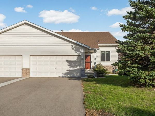 1545 Chartreux Avenue, Shakopee, MN 55379