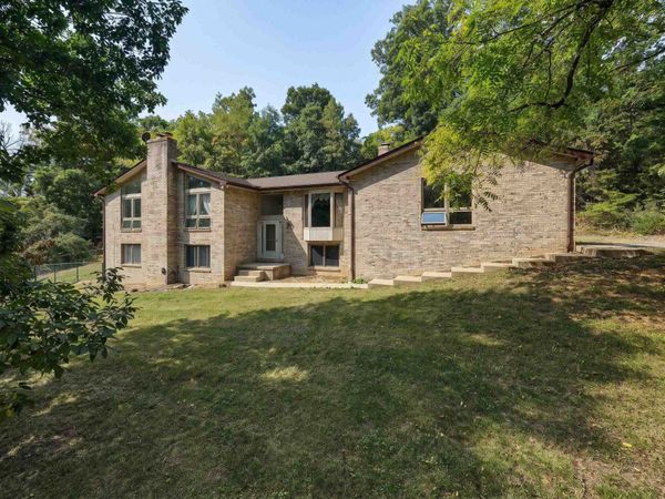 107 FAIRVIEW CIR, WOODSTOCK, VA 22664