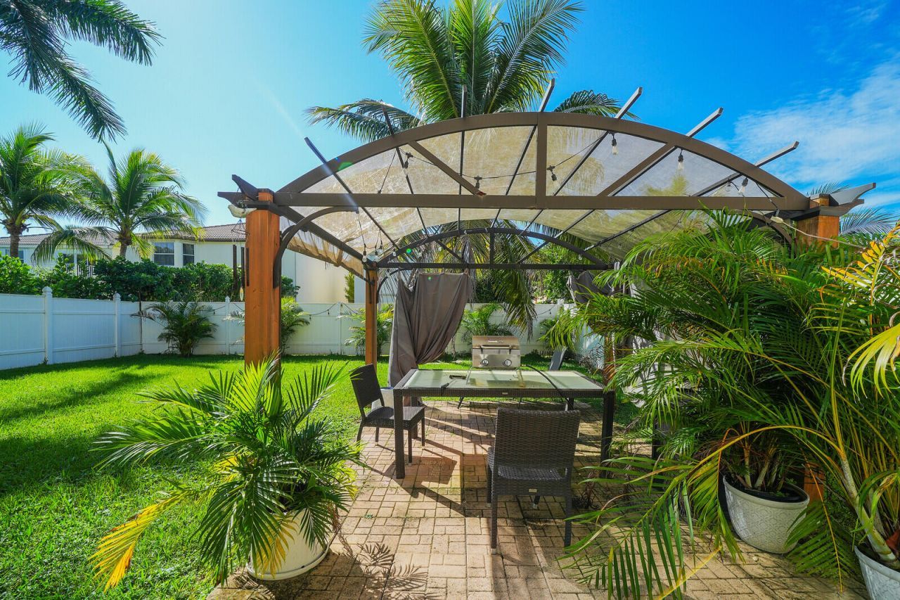 9870 Warner Lane, Wellington, FL 33414 Photo