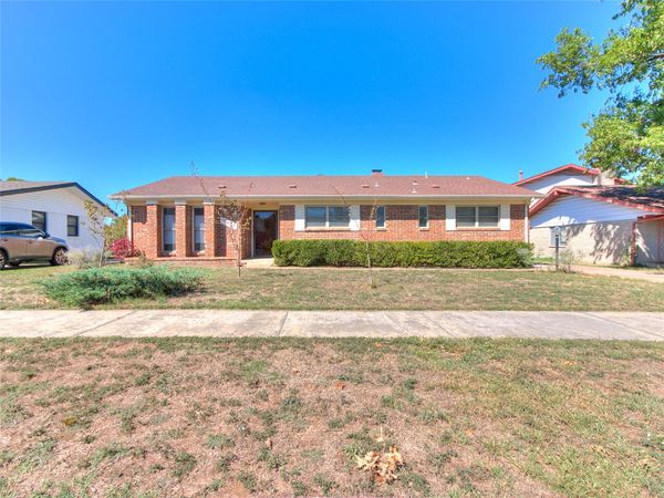6955 E 18th Street , Tulsa, OK 74112