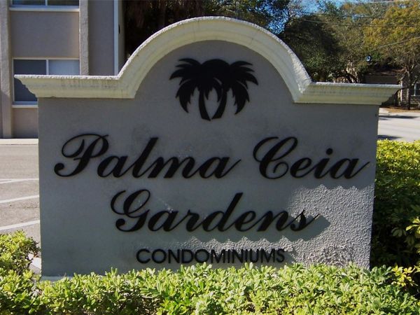 3206 W AZEELE STREET , Unit 102, TAMPA, FL 33609
