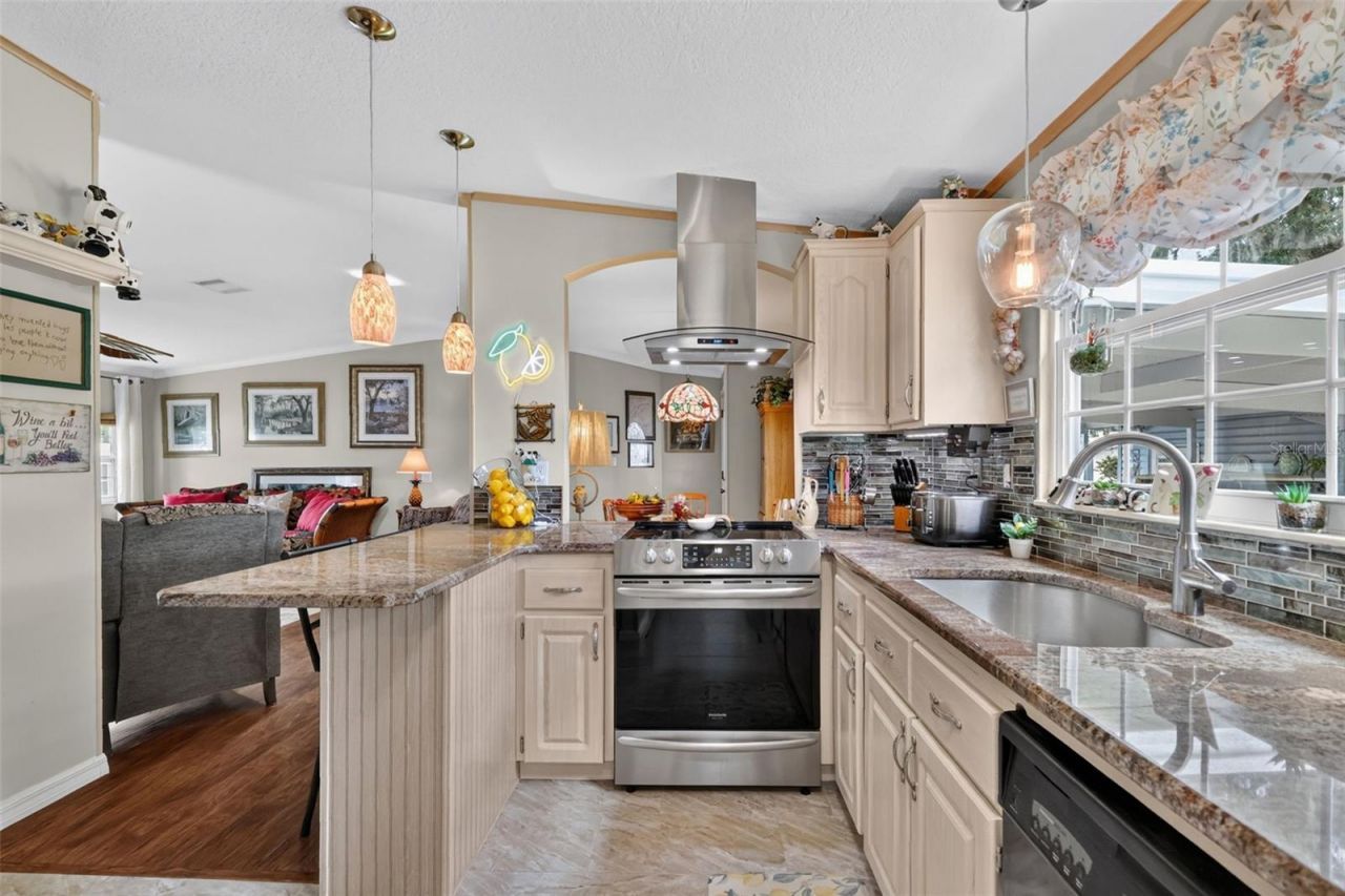 3403 Wekiva Road , Tavares, FL 32778 Photo