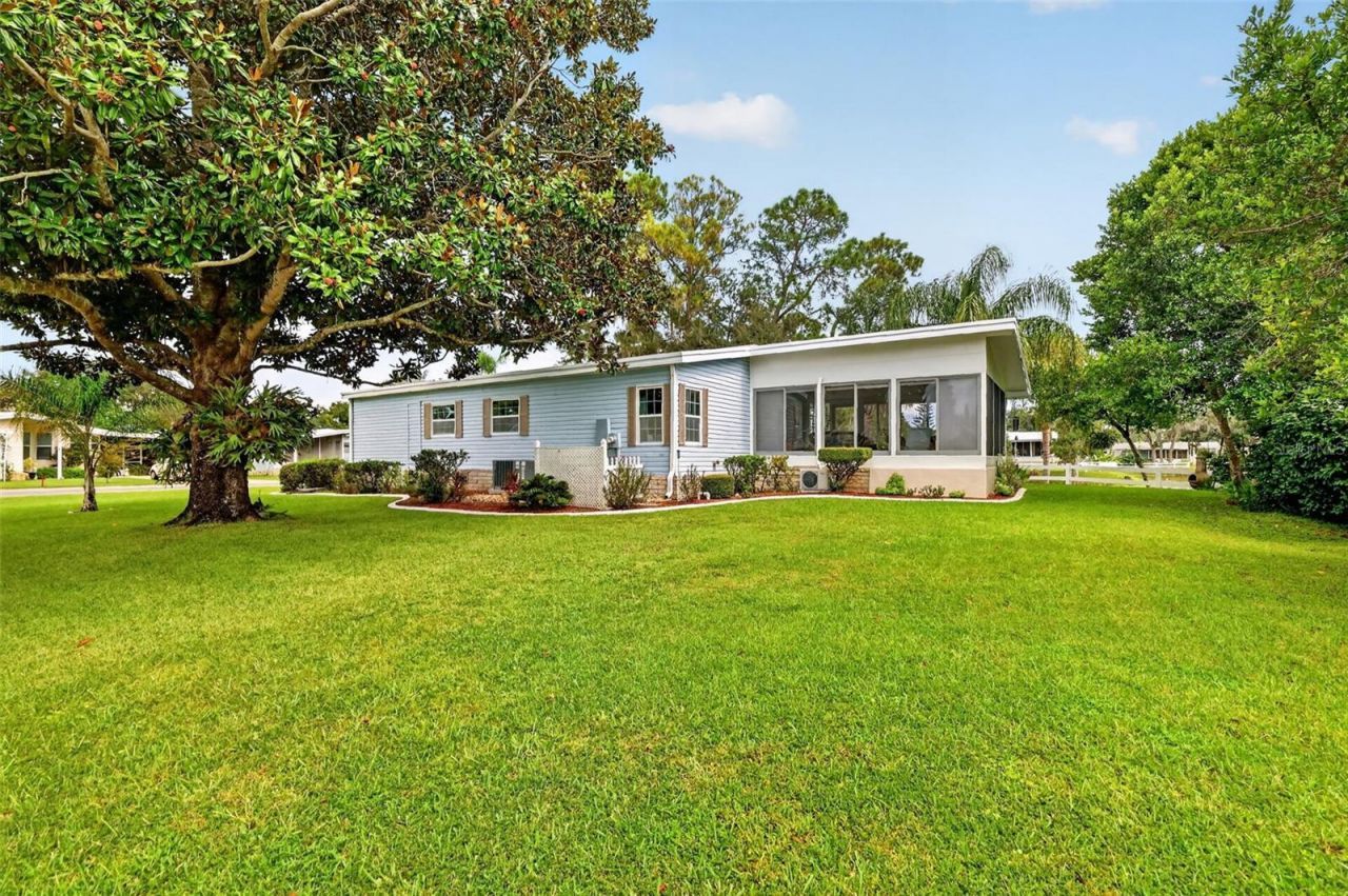3403 Wekiva Road , Tavares, FL 32778 Photo