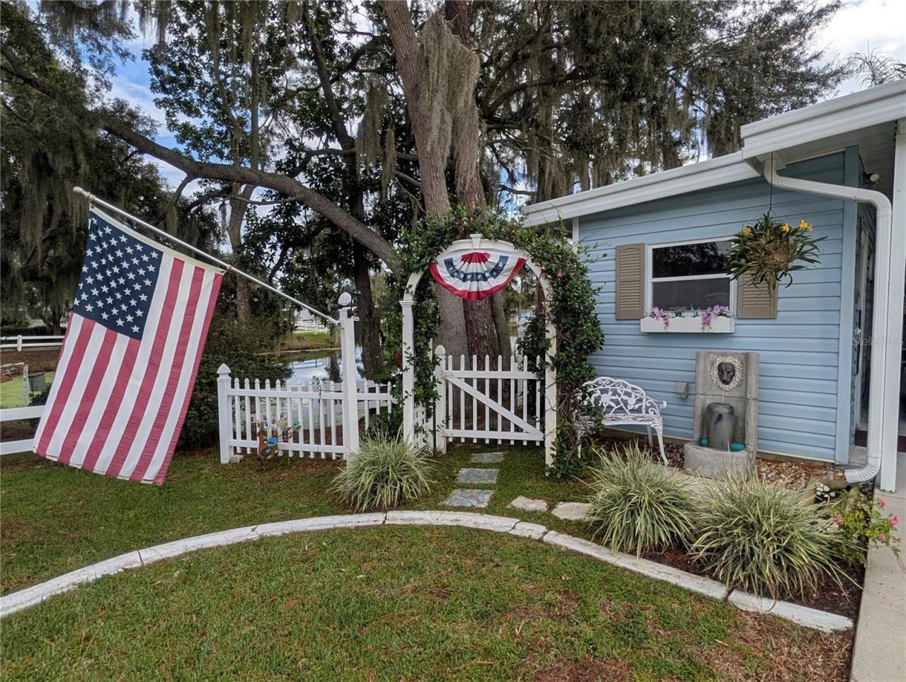 3403 Wekiva Road , Tavares, FL 32778 Photo