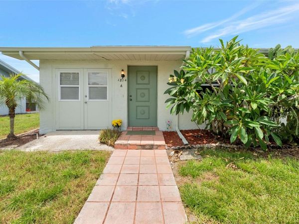 1814 FOXHUNT DRIVE , Unit A, SUN CITY CENTER, FL 33573