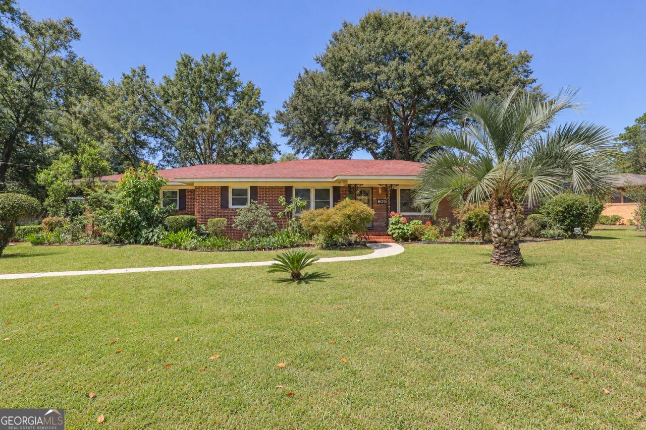 609 Hardeman Avenue, Fort Valley, GA 31030 Main Photo