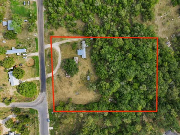 241 McShan LN, Unit A, Elgin, TX 78621