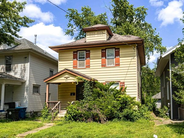 311 Vermont , Waterloo, IA 50701