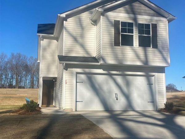 670 Whitaker Road , Boiling Springs, NC 28017