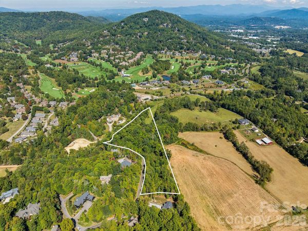 644 Walnut Valley Parkway, Arden, NC 28704