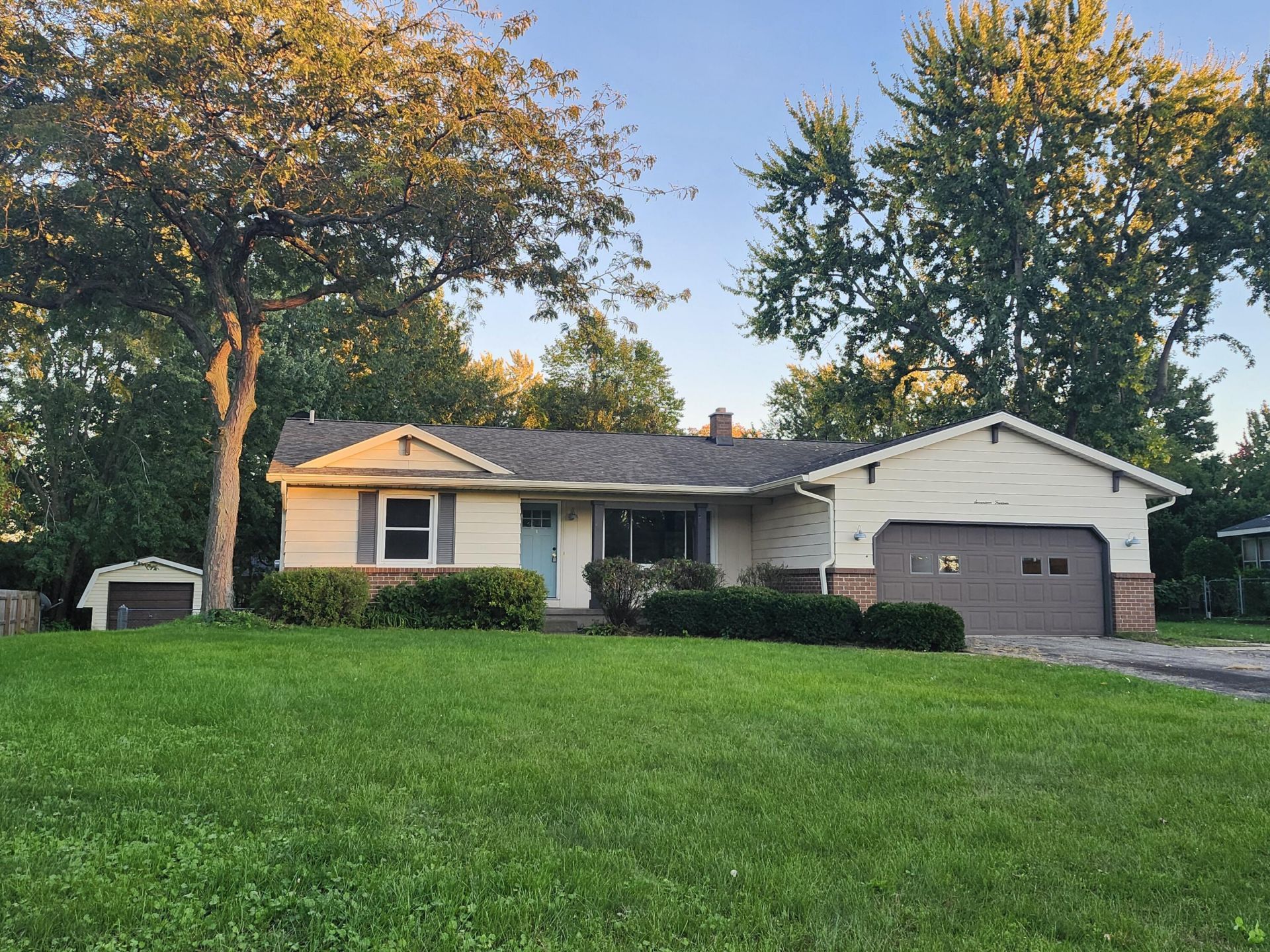 1714 Honeybrook Drive, Jenison, MI 49428 Main Photo