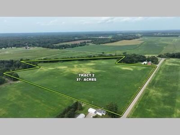 Sweet Lake Road, Burr Oak, MI 49030