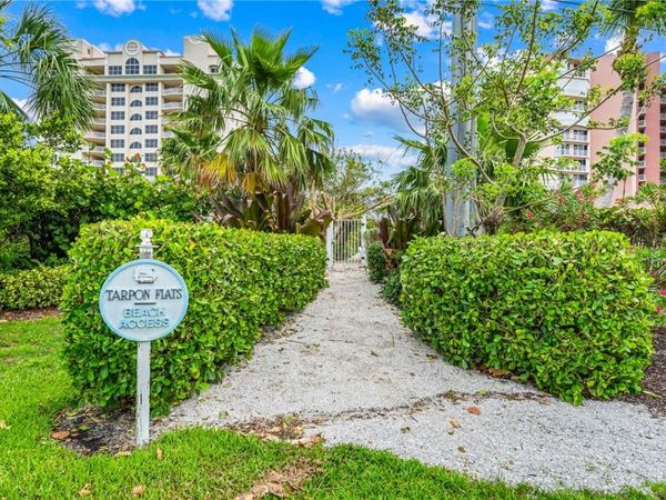 3929 Shoreside Drive, Hutchinson Island, FL 34949