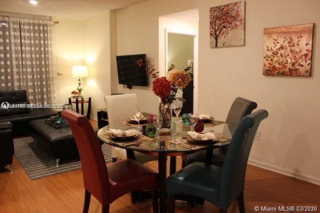 185 SE 14th Ter , Unit 1407, Miami, FL 33131 Photo