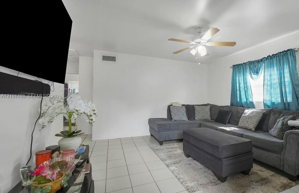 1415 SW 3rd Ave , Fort Lauderdale, FL 33315 Photo