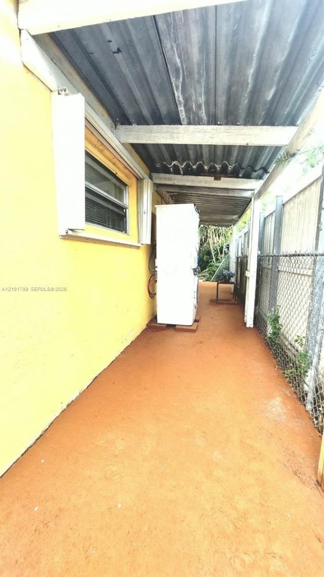 2770 NW 6th St , Miami, FL 33125 Photo