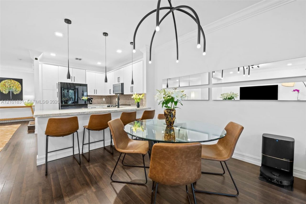 124 W Riverwalk Cir W , Plantation, FL 33325 Photo