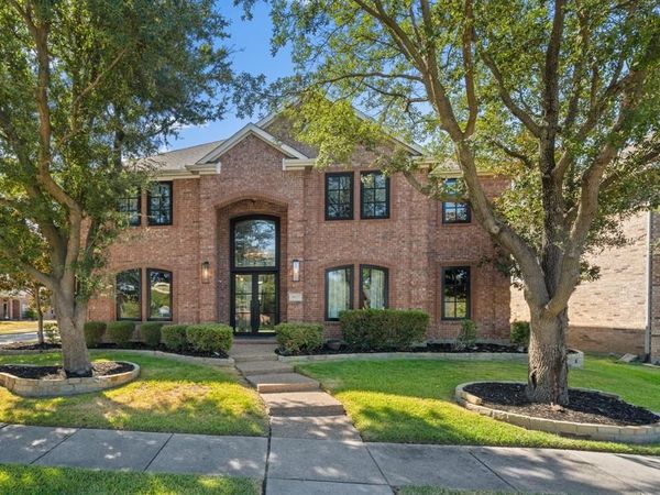 5925 Chatham Lane, The Colony, TX 75056