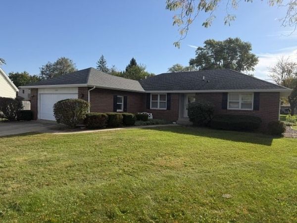 690 E VICKSBURG Court, Bourbonnais, IL 60914