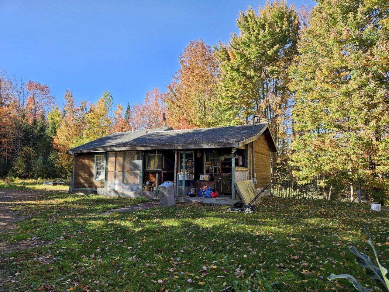 986 Lakewood Road, Madison, ME 04950 Main Photo