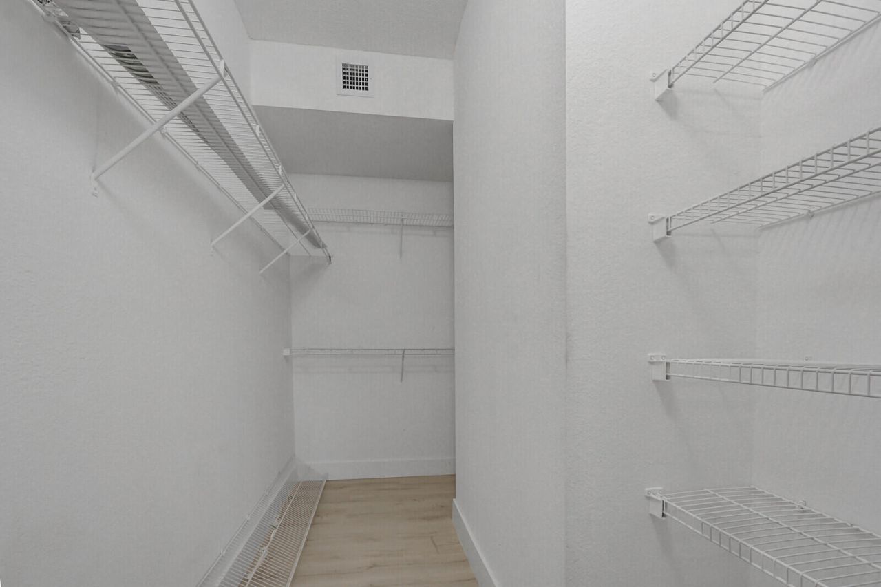 2916 Tuscany Court, Unit 302, Palm Beach Gardens, FL 33410 Photo