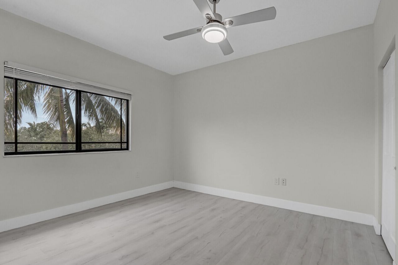 2916 Tuscany Court, Unit 302, Palm Beach Gardens, FL 33410 Photo