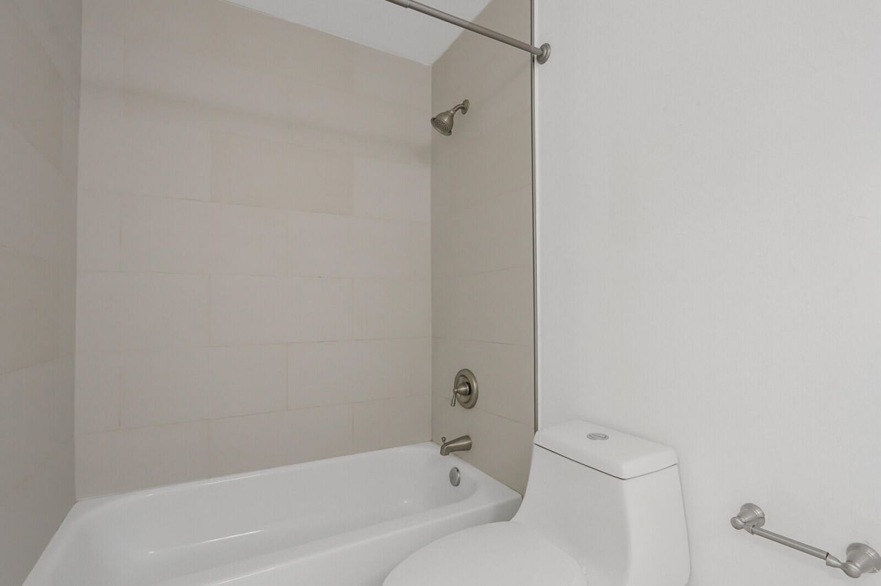 2916 Tuscany Court, Unit 302, Palm Beach Gardens, FL 33410 Photo