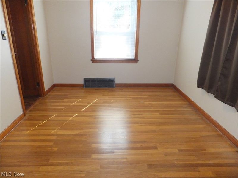 5905 Vandalia Avenue, Cleveland, OH 44144 Photo 6