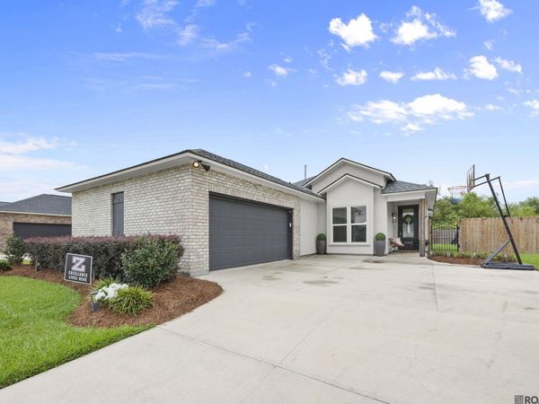 18946 Pharlap Way, Zachary, LA 70791