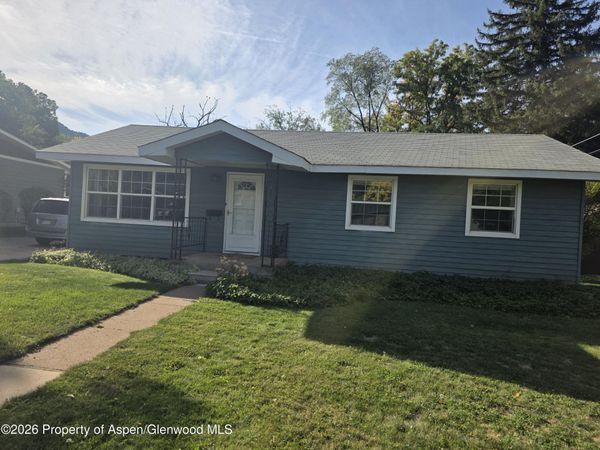 105 Park Drive, Glenwood Springs, CO 81601