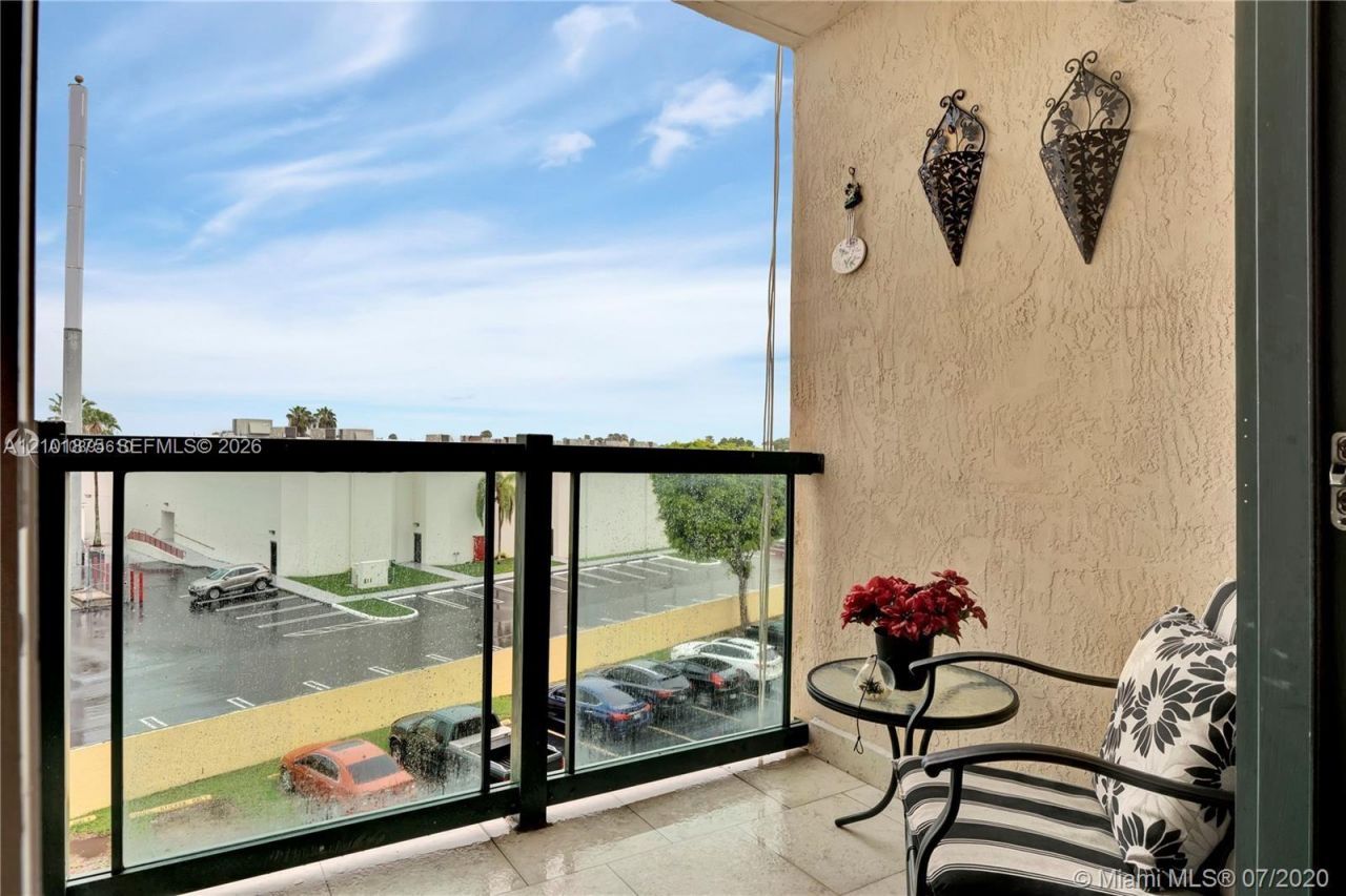 2055 SW 122nd Ave , Unit 410, Miami, FL 33175 Photo