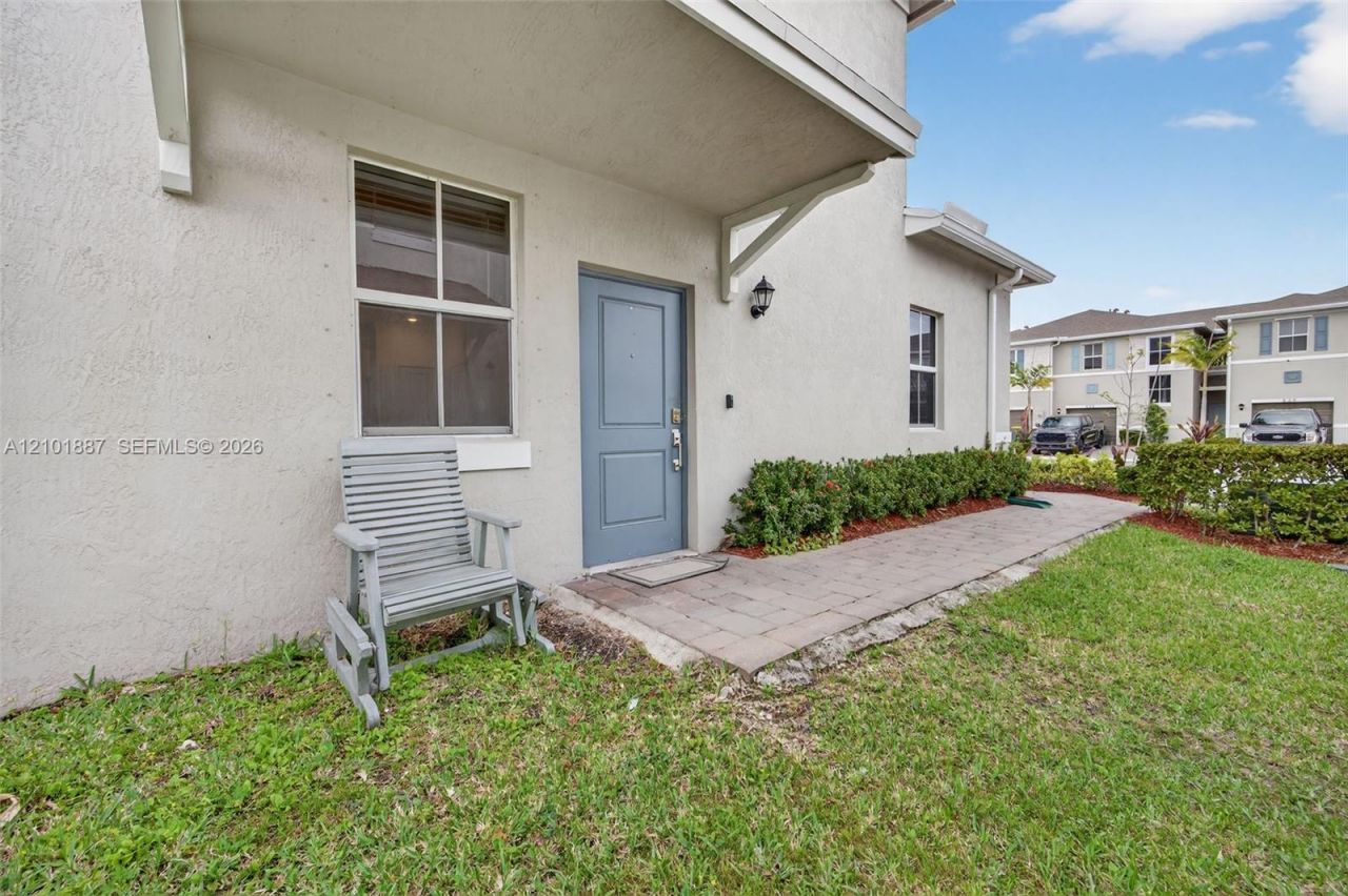 826 SE 17th St , Homestead, FL 33034 Photo
