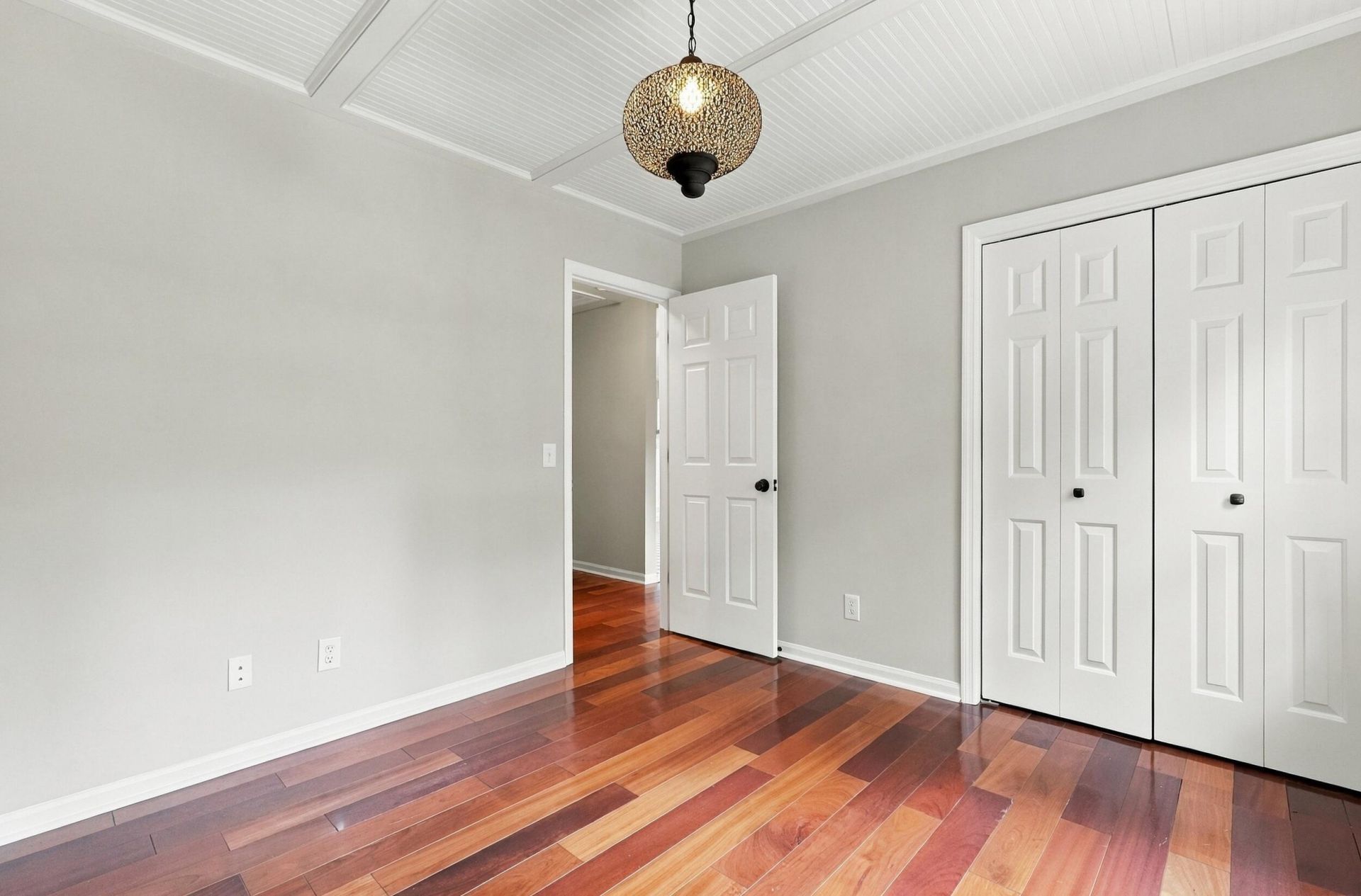2344 S England Street Photo 22
