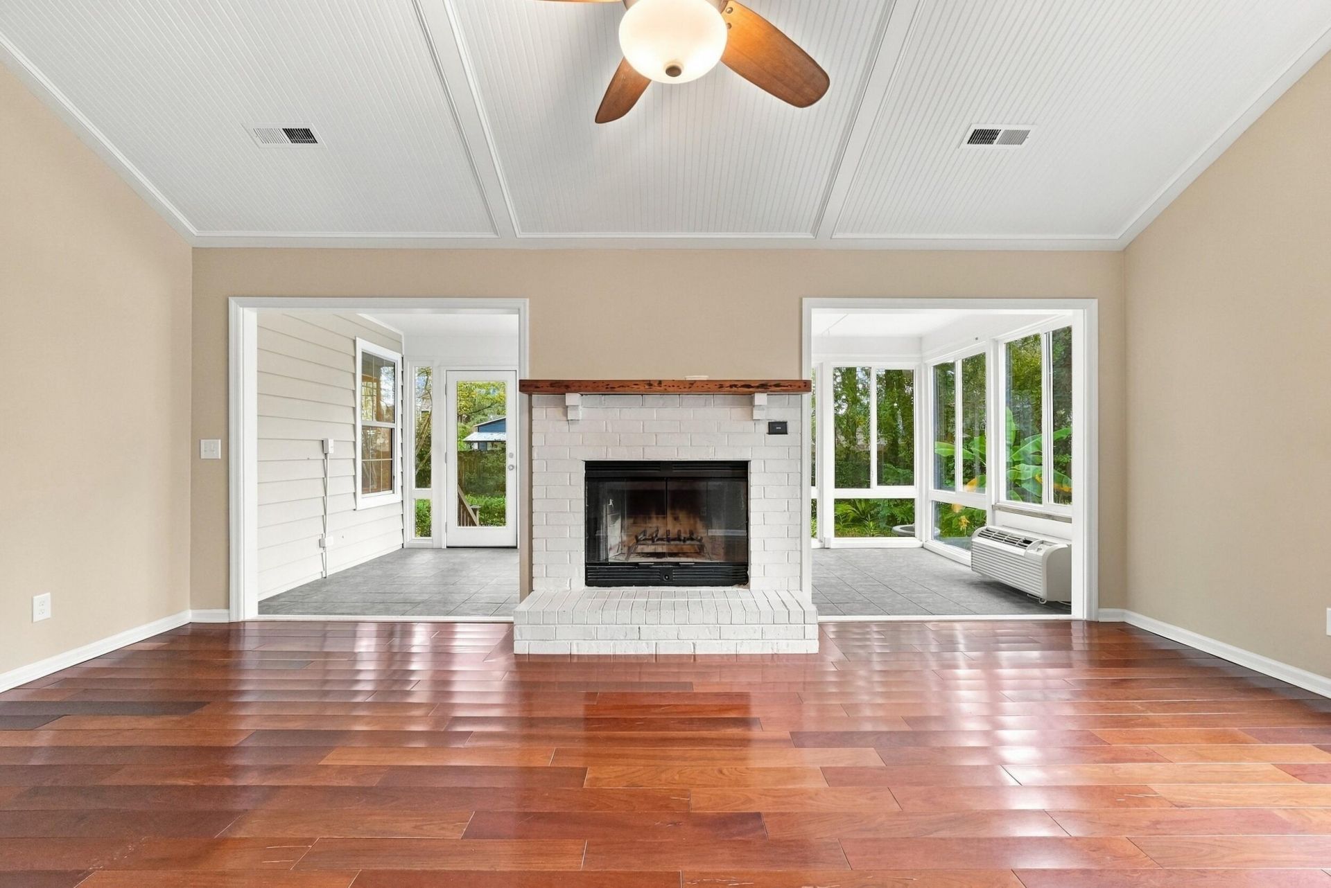 2344 S England Street Photo 4